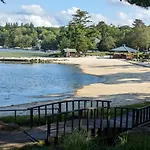 The Lodge Luxury Resort At Lake Harmony